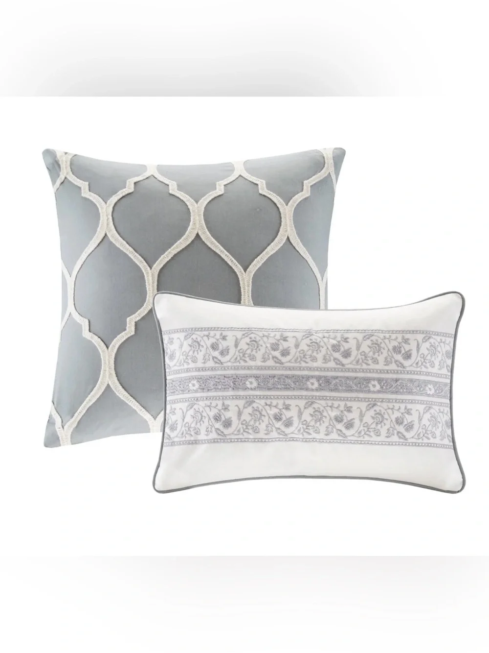 Brand New 2 piece Decorative Pillows set